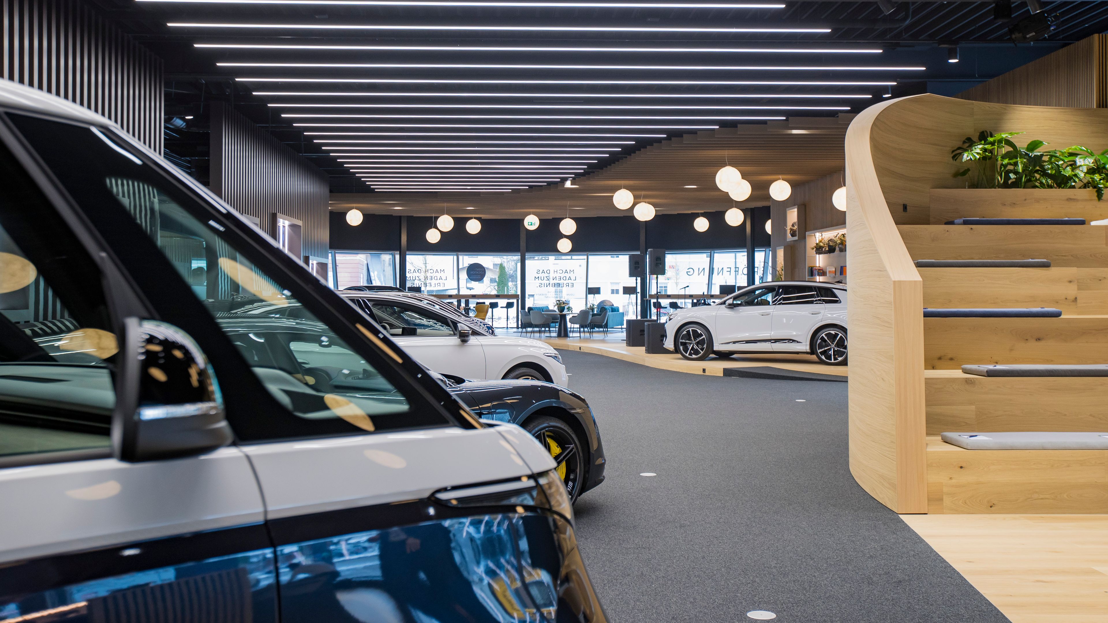 MOONCITY din interior