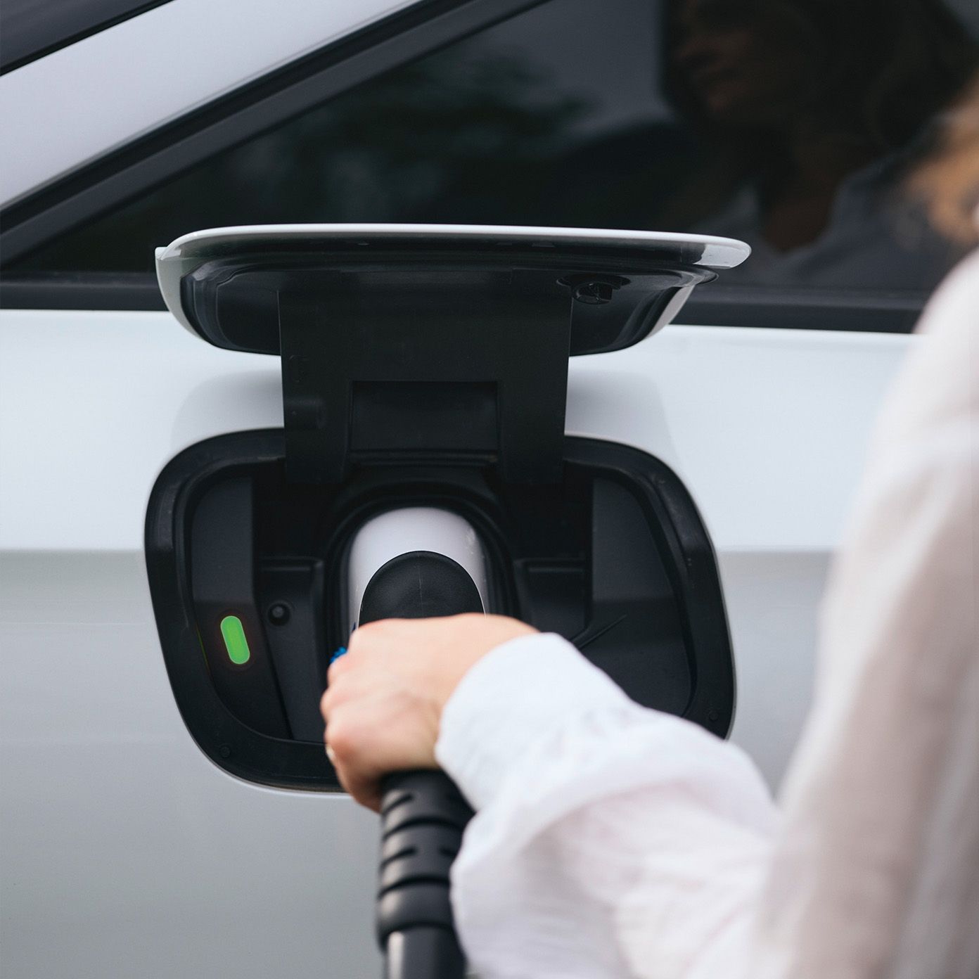 Supapa de robinet este introdusă într-o mașină